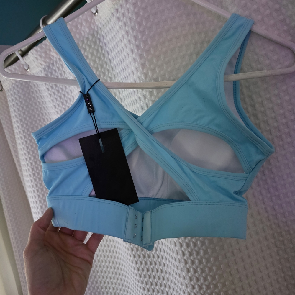 NVGTN Sky Blue Sports Bra